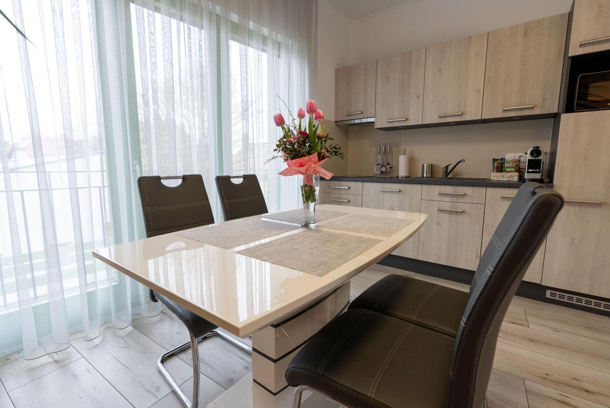 Jókai Apartman Dunafoldvar Kültér fotó